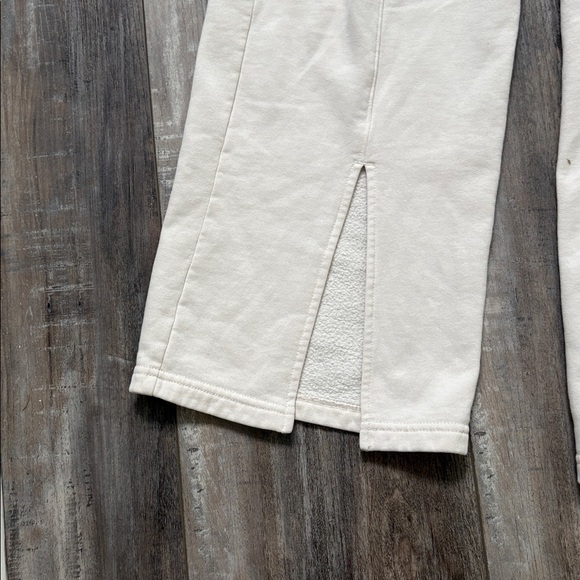 ABERCROMBIE SPLIT HEM WIDE LEG SWEATPANTS MEDIUM - Picture 5 of 9